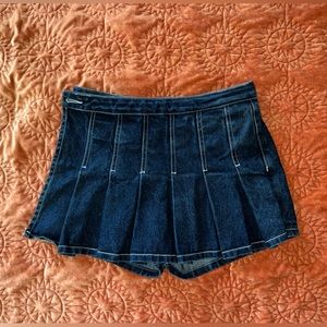 J GALT DENIM PLEATED SKORT